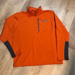 The North Face Quarter Zip Men’s Large